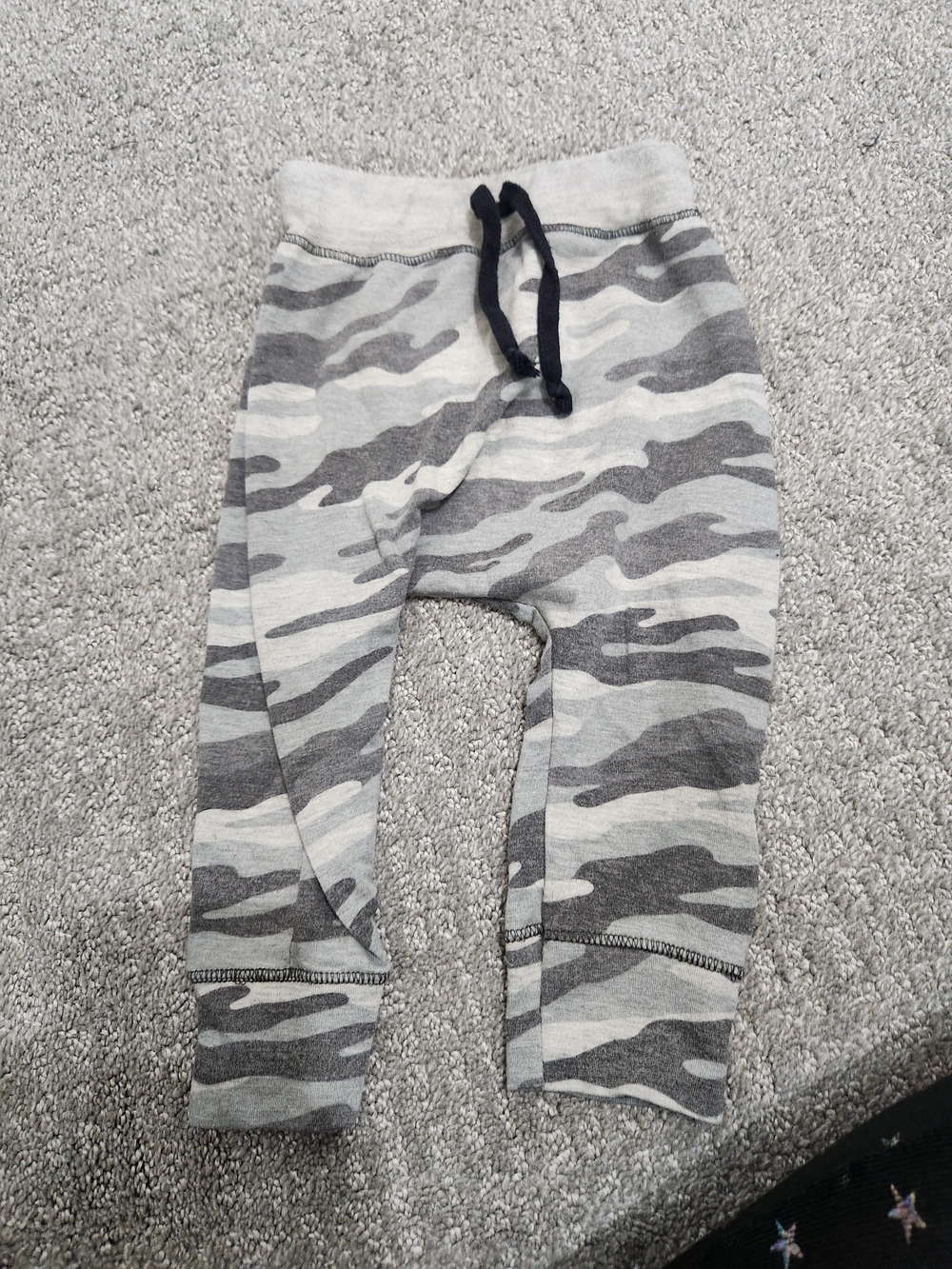 Kids Gray Camo Jogger Pants - 18 Mths